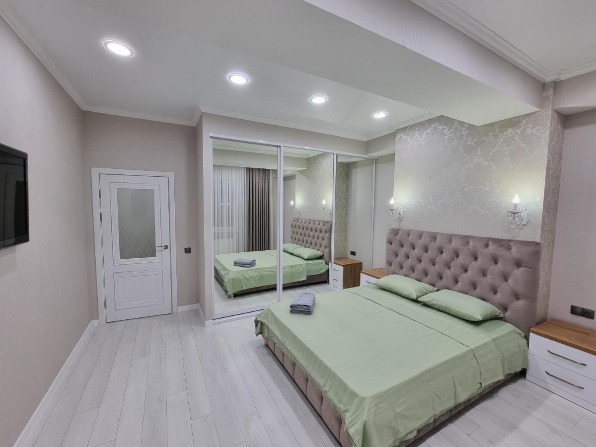 Grand Excelent New Ultra Central Apartments Chisináu Exterior foto